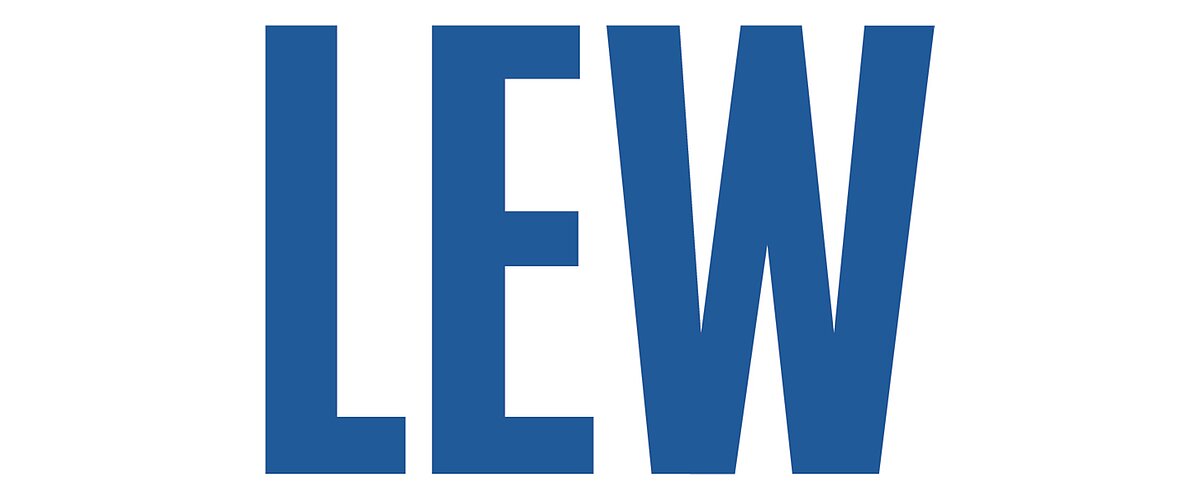Logo der Lechwerke AG: drei Großbuchstaben L, E und W in blauer Farbe auf weißem Hintergrund.